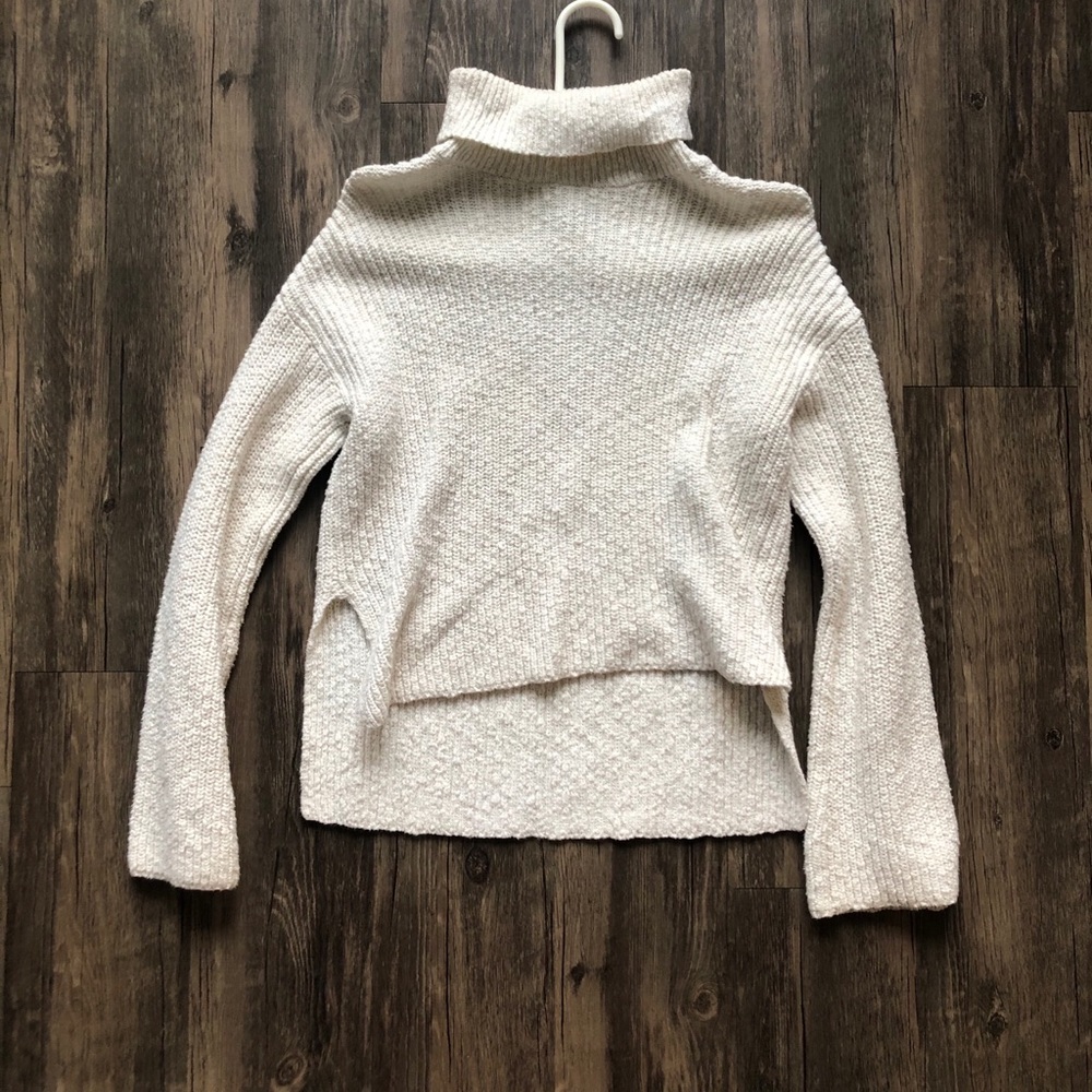 Kendall & Kylie Pacsun cropped turtle neck sweater